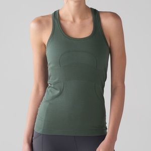 Lululemon Swiftly Tech Racerback size 4